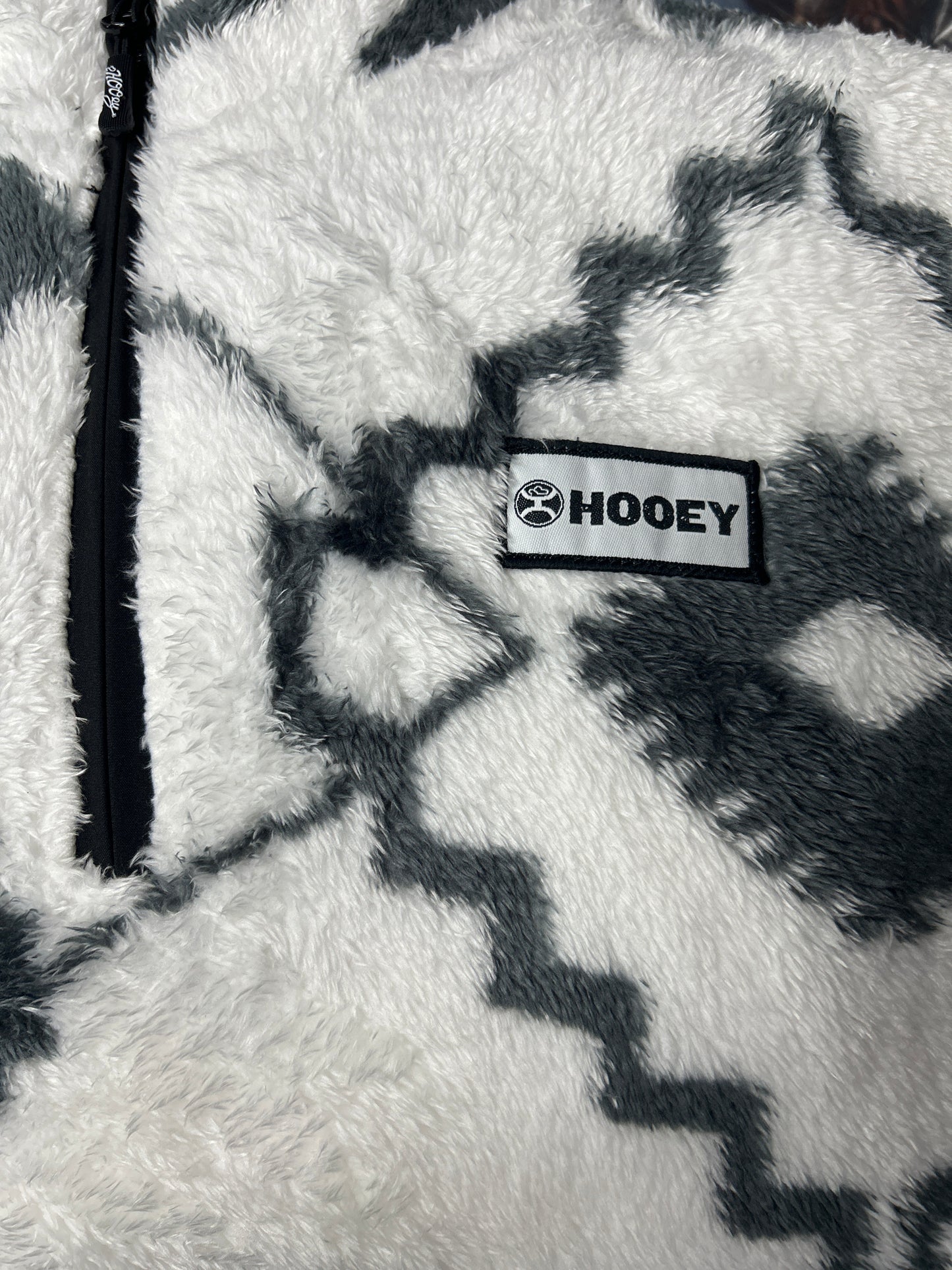 Hooey Pullover