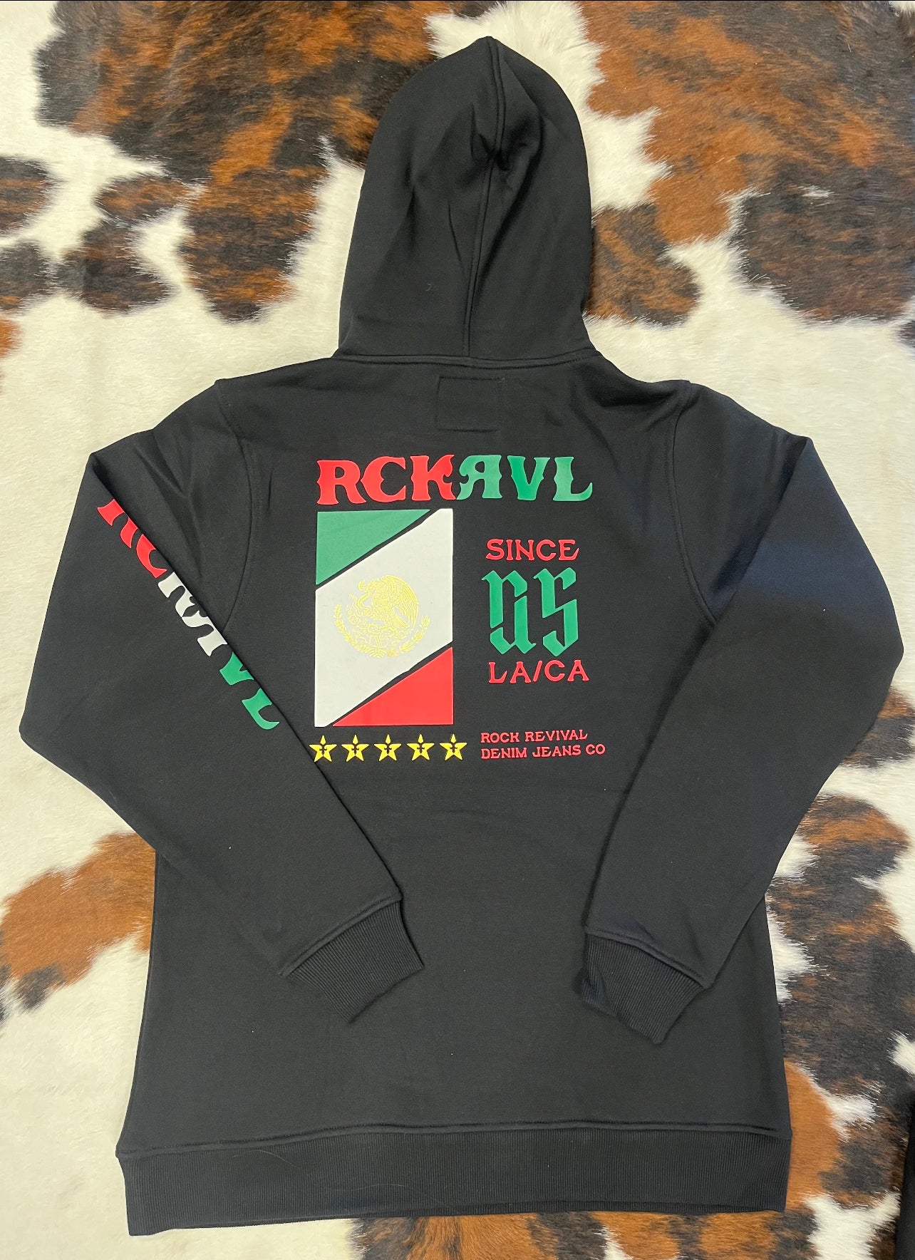 Rock Revival Pullover